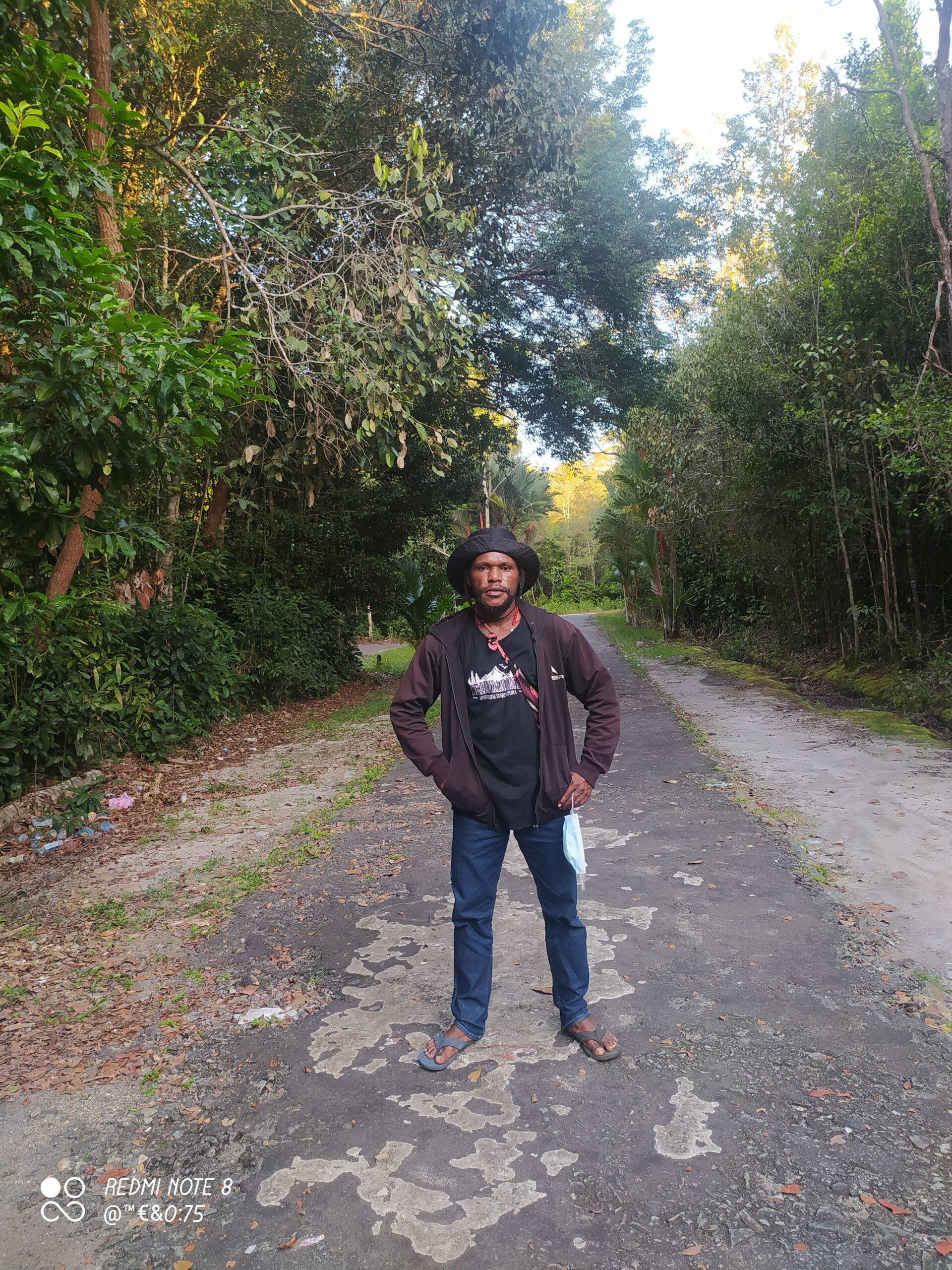 Melestarikan Hutan Desa Upaya Desa Tenjolayar dalam Menjaga Sumber Daya Alam